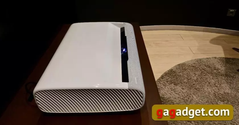 Proyector SAMSUNG 130" para comprar en amazon