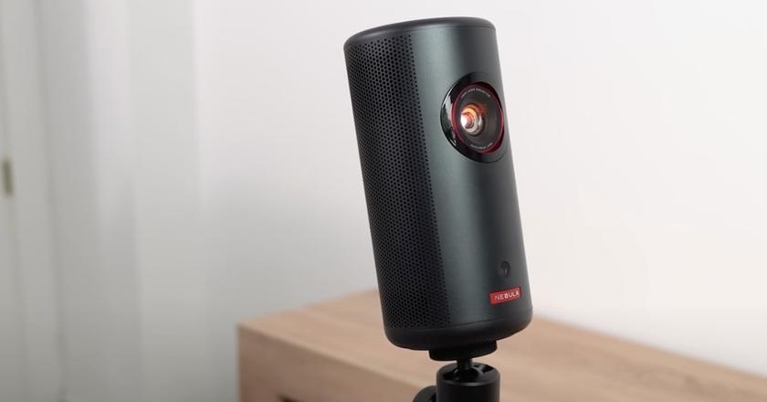 NEBULA by Anker Capsule 3 Mejores proyectores para exteriores