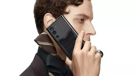 Vertu ha presentado el smartphone premium Metavertu para criptomonedas y NFT con piel de cocodrilo, oro y diamantes. Cuesta 41.000 dólares