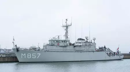 Holanda retira su dragaminas Makkum y lo entregará a la Armada ucraniana