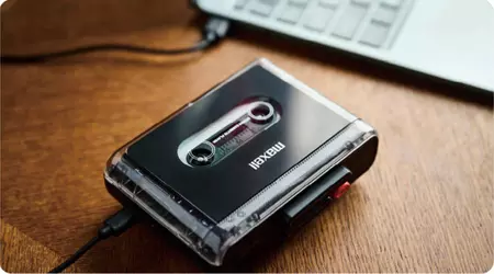 Maxell MXCP-P100: un reproductor de casetes con Bluetooth y carga USB-C (no es una broma)