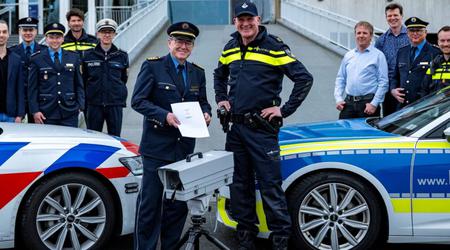 La policía alemana ha comenzado a atrapar a los conductores con teléfonos usando cámaras inteligentes
