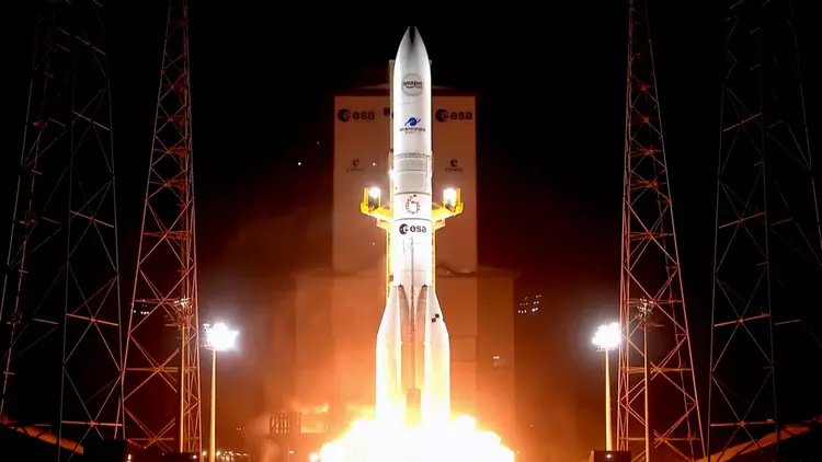 Ariane 6 lanza 32 satélites de ...