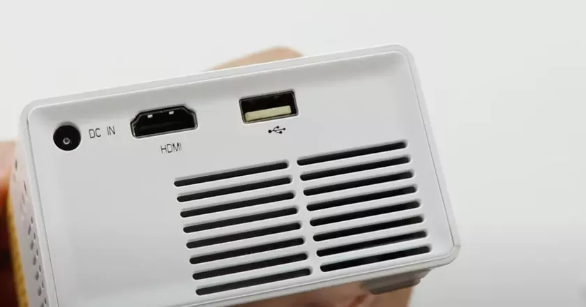 Proyector doméstico PVO YG300 Pro por menos de 150