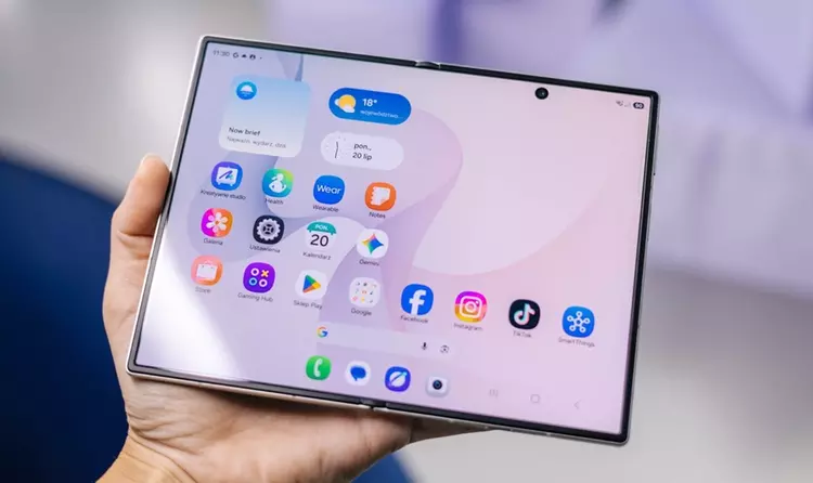 Samsung prepara dos nuevos Fold anchos ...