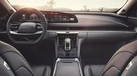 Lucid retira del mercado más de 4.000 alfombrillas de coche