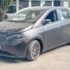 El coche eléctrico Sono en acción