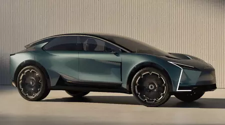 Lexus presentó el nuevo LS Coupé, que en realidad no es un coupé