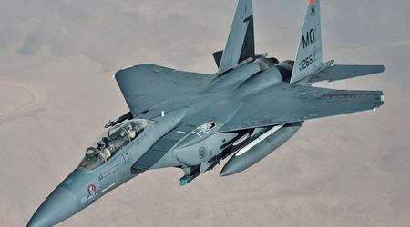 Los estadounidenses prueban el F-15E con nuevos misiles de bajo costo para contrarrestar drones