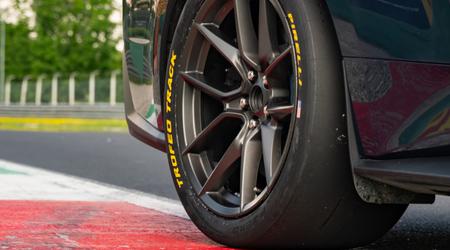 Los nuevos neumáticos Pirelli P Zero Trofeo Track están diseñados en EE. UU. y solo para EE. UU.