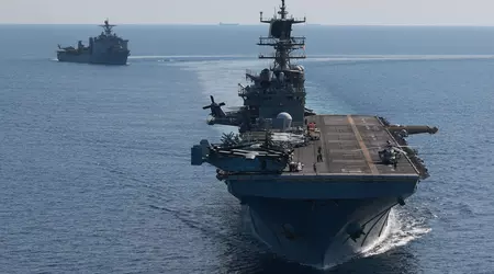 EE.UU. dejará en el Mar Rojo los buques de asalto anfibio USS Carter Hall y USS Bataan, junto con tres destructores de misiles guiados de la clase Arleigh Burke.