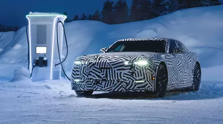 El Nuevo Jaguar GT se Somete a Pruebas de Hielo