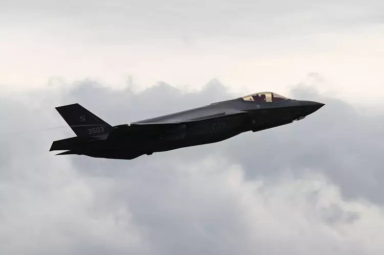 Lockheed Martin promete convertir el F-35 ...