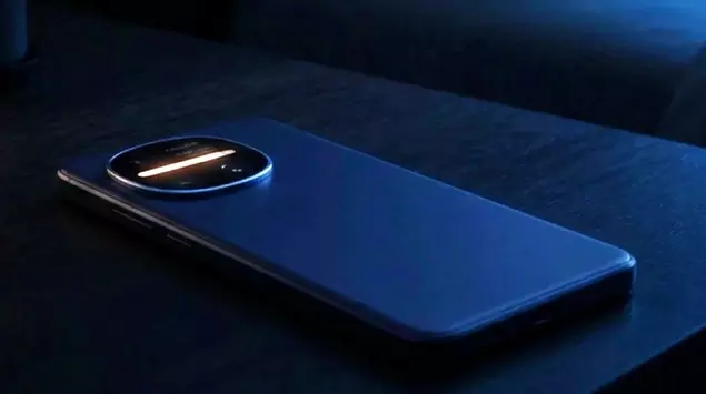 Sharp Aquos R11: pantalla OLED de ...