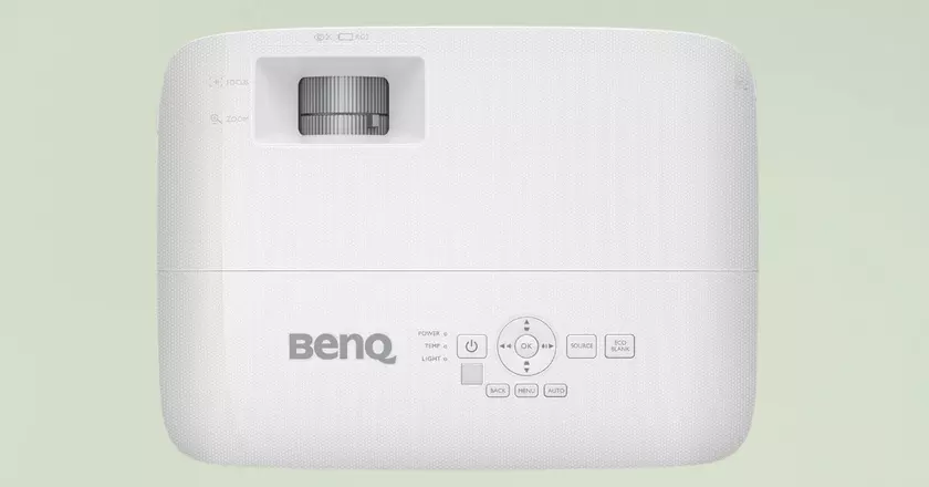 Proyector BenQ MW560 para presentaciones