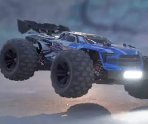 1:16 DEERC H16E Camión RC