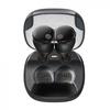 Auriculares 'Darth Vader' de color negro.