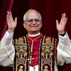 El Papa León XIV con Apple Watch en su muñeca