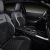 Miniatura de un Jeep Compass First Edition en la naturaleza