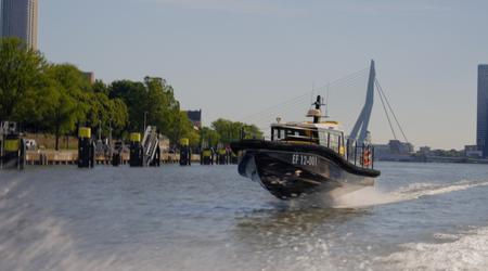 El puerto de Róterdam ha lanzado un barco hidrofoil eléctrico