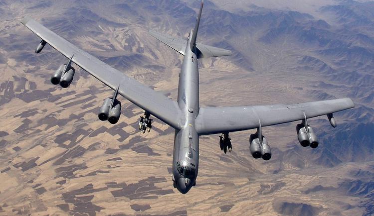 EE. UU. despliega bombarderos estratégicos B-52 ...