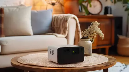 Epson ha lanzado en Europa los EpiqVision Mini EF-21 y EF-22: proyectores láser compactos con Google TV a bordo y precios a partir de 899 euros.