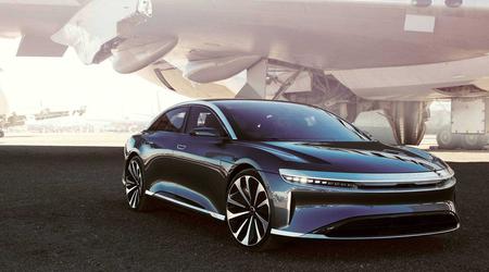 El coche eléctrico Lucid Air ha bajado de precio 28.400 dólares en su versión tope de gama - dos versiones cuestan ya menos de 100.000 dólares