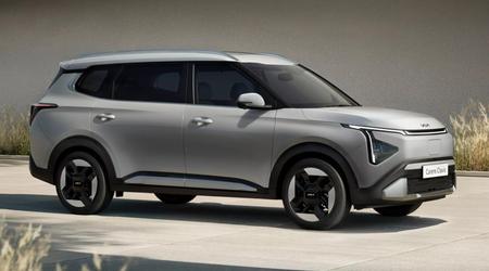 Kia ha presentado el Carens Clavis EV, su primer coche eléctrico fabricado completamente en India