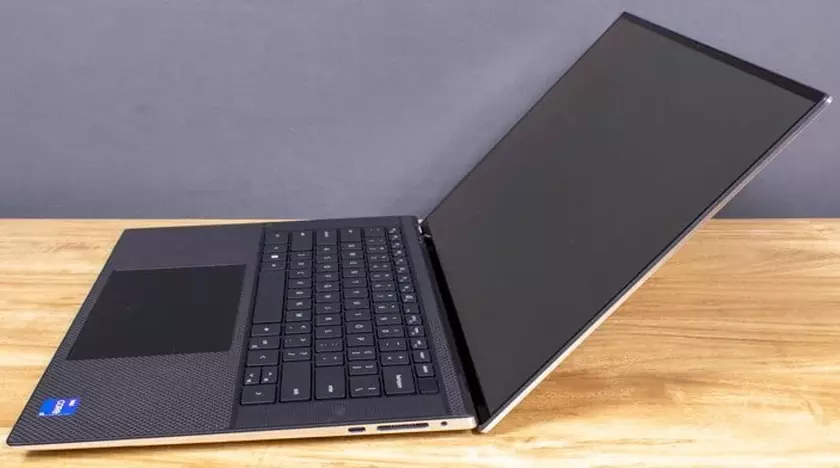 Dell XPS 15 ordenador reprogramación coche