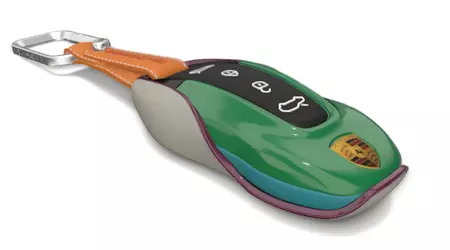Porsche ofrece personalización extrema de llaveros