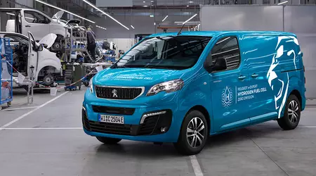 Stellantis ha detenido el desarrollo de coches de hidrógeno, llamándolos inútiles