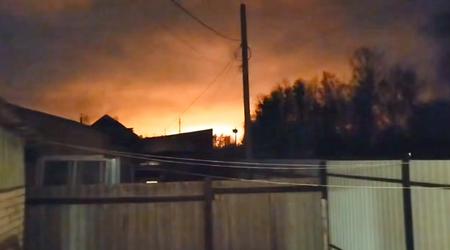 Fuerzas aéreas no tripuladas atacan la planta química de producción de misiles de Briansk (vídeo)