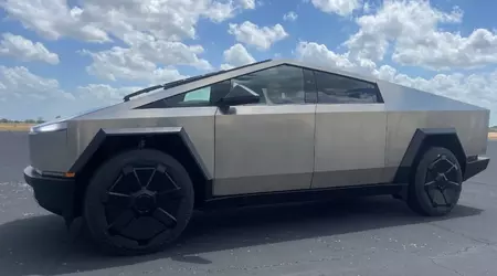 Tesla ha cambiado de opinión sobre multar con 50.000 dólares a los compradores de Cybertruck que puedan revender la pick-up eléctrica en el plazo de un año desde su compra