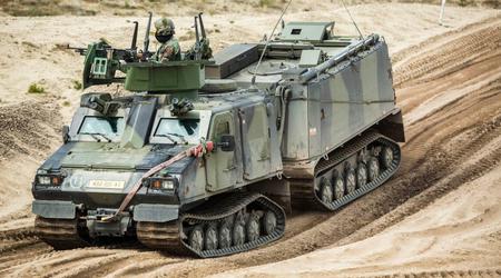 Holanda entregará a Ucrania 28 vehículos blindados todo terreno BvS 10 Viking