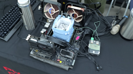 El chip Xeon Sapphire Rapids de 16 núcleos de Intel se overclockea a 7,2 GHz, pero no supera ninguna prueba de rendimiento.