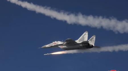 Corea del Norte crea un análogo del misil AIM-120 de EE. UU.