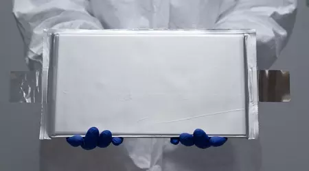 Las baterías de electrolito sólido de Factorial Energy aumentarán la autonomía de los coches eléctricos en un 50%