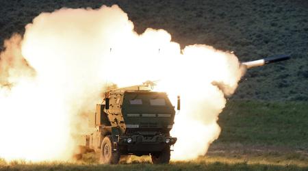 El HIMARS / MLRS destruyó un lanzador de misiles tierra-aire ruso Tor-M2 de 25 millones de dólares con un solo proyectil GMLRS de 200.000 dólares.
