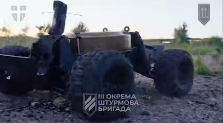 La tercera fuerza de asalto capturó rusos por primera vez en la historia humana con la ayuda de un robot terrestre