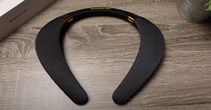 Altavoces de banda para el cuello Monster Boomerang