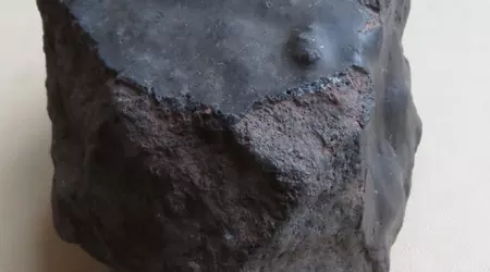 Los científicos han encontrado el primer meteorito de origen terrestre: salió de la Tierra y regresó miles de años después