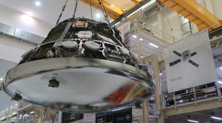 La NASA completa el ensamblaje de la nave Orión para la misión a la Luna y pasa a las pruebas