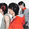 Vista previa de los auriculares CMF Headphone Pro con almohadillas abiertas