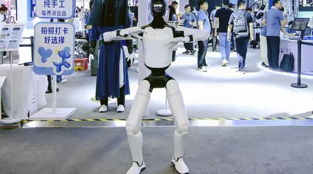 AGIBOT llega a España con robots de alquiler por 899 €/día y un humanoide con chip Nvidia
