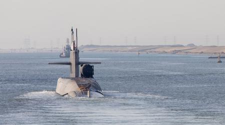 Llega a Oriente Próximo un submarino de propulsión nuclear estadounidense de clase Ohio con 154 misiles de crucero Tomahawk de hasta 2.500 kilómetros de alcance.