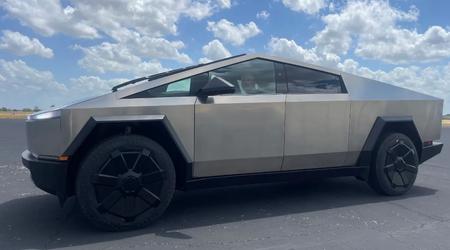 Tesla ha cambiado de opinión sobre multar con 50.000 dólares a los compradores de Cybertruck que puedan revender la pick-up eléctrica en el plazo de un año desde su compra