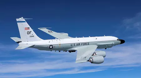 Estados Unidos lleva a los cielos uno de los aviones más raros: el RC-135S "Cobra Ball", que se utiliza para la vigilancia de las armas nucleares