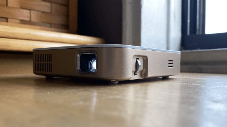 M1 Mini Plus vs Luma 350