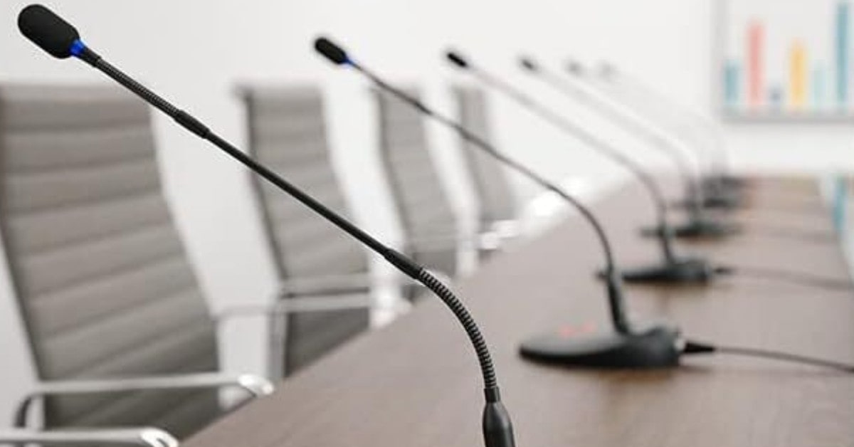 BOYA Micrófonos de condensador de cuello de cisne de sobremesa para presentaciones