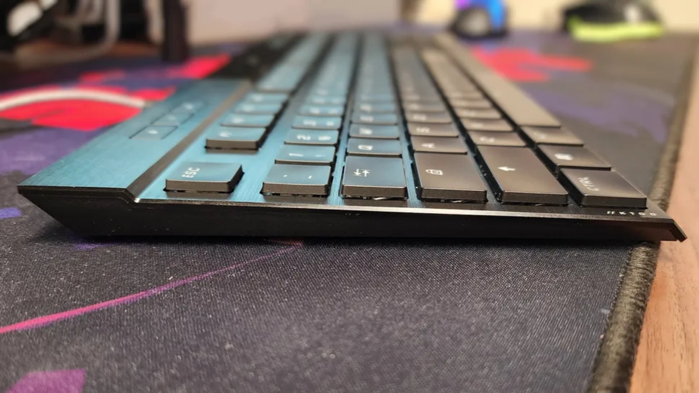 Teclado gaming inalámbrico Corsair K100 AIR